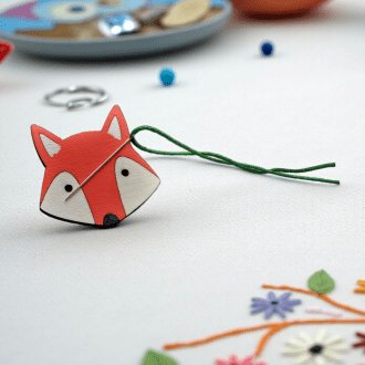 Wooden Fox Needleminder Cute Magnetic Needle Holder for Embroidery & Cross Stitch